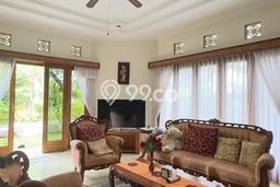 HARGA TERBAIK! Vila Kawasan , Area 500m2m², Area Prima HARGA TERBAIK! Vila Kawasan , Area 500m2m², Area Prima