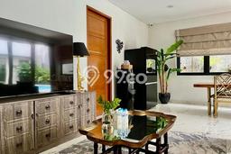 Ready to Use! Luxury House LT 365m2 Desain Elegan di Bintaro Ready to Use! Luxury House LT 365m2 Desain Elegan di Bintaro