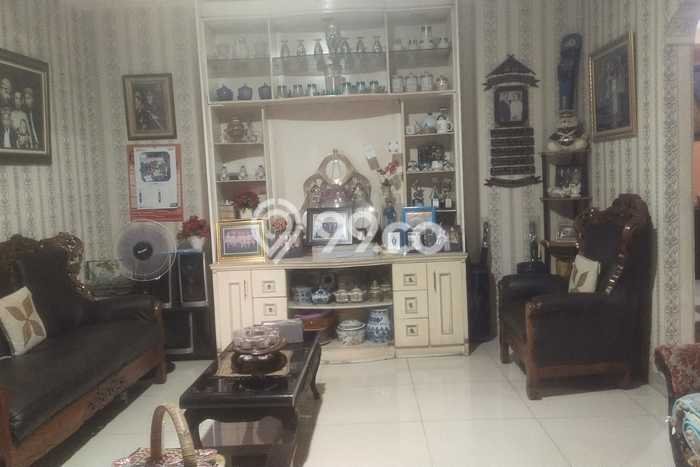 Best Deal Hunian Premium Ideal dan Luas di Ciputat, Tangerang Selatan Best Deal Hunian Premium Ideal dan Luas di Ciputat, Tangerang Selatan