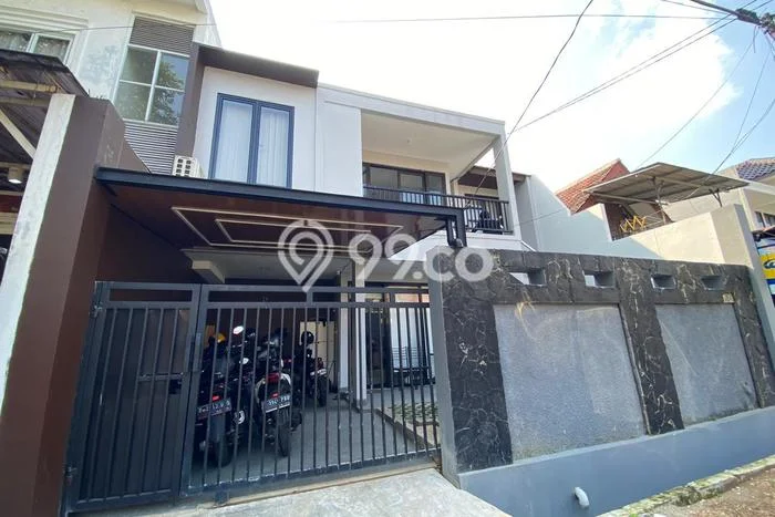 Rumah Elit Modern Tanpa Renovasi di Sektor 5-Bintaro Jakarta Selatan Rumah Elit Modern Tanpa Renovasi di Sektor 5-Bintaro Jakarta Selatan