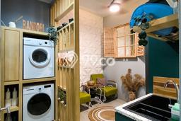 Rumah Mewah LB 150m2 Siap Huni Desain Elegan di Bintaro, Tangerang Selatan Rumah Mewah LB 150m2 Siap Huni Desain Elegan di Bintaro, Tangerang Selatan