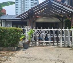 Dijual Rumah Mewah Megah Dengan View Eksklusif di Pondok Pinang, Jakarta Selatan Dijual Rumah Mewah Megah Dengan View Eksklusif di Pondok Pinang, Jakarta Selatan