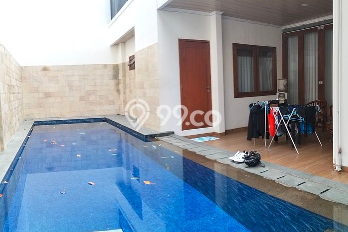 Jual Rumah Luas Megah Dengan View Eksklusif di Kemang, Jakarta Selatan Jual Rumah Luas Megah Dengan View Eksklusif di Kemang, Jakarta Selatan