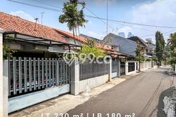 Dijual Rumah Premium dengan Fasilitas Sekitar Komplit di Kebayoran Baru, Jakarta Selatan Dijual Rumah Premium dengan Fasilitas Sekitar Komplit di Kebayoran Baru, Jakarta Selatan