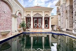 Ready to Use! Premium House LT 990m2 Desain Elegan di Kuningan Ready to Use! Premium House LT 990m2 Desain Elegan di Kuningan