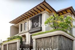 Rumah Elit Modern Tanpa Renovasi di Veteran Jakarta Selatan Rumah Elit Modern Tanpa Renovasi di Veteran Jakarta Selatan