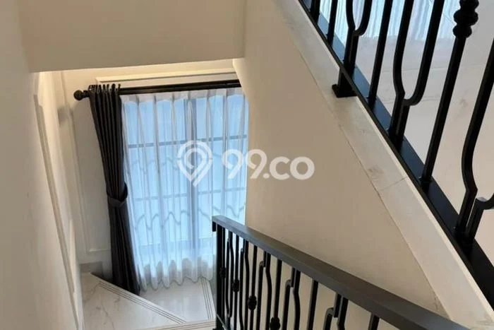 Jual Rumah Eksklusif 3 KT di Pantai Indah Kapuk 2, Jakarta Utara Jual Rumah Eksklusif 3 KT di Pantai Indah Kapuk 2, Jakarta Utara