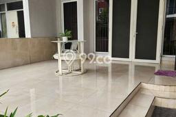 Rumah Elit LB 330m2 Siap Pakai Desain Elegan di Green Lake City, Jakarta Barat Rumah Elit LB 330m2 Siap Pakai Desain Elegan di Green Lake City, Jakarta Barat