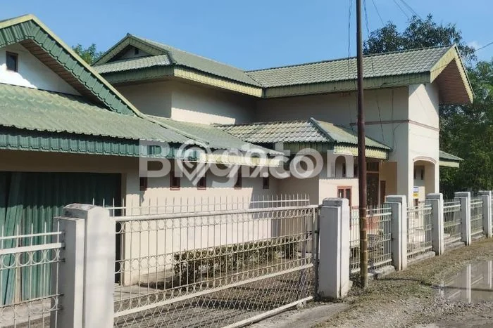 Rumah Strategis Modern Lb 450m2 di Mandau, Bengkalis Rumah Strategis Modern Lb 450m2 di Mandau, Bengkalis