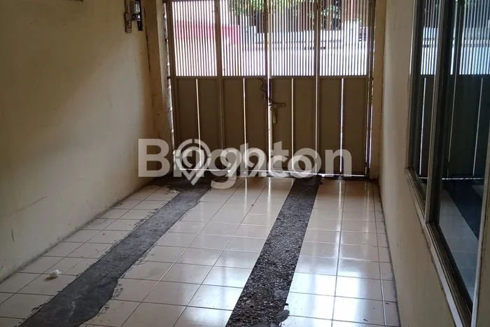 FOR SALE! Komersial di Kembangan Jakarta Barat, LT 207m2, LB 350m2 FOR SALE! Komersial di Kembangan Jakarta Barat, LT 207m2, LB 350m2