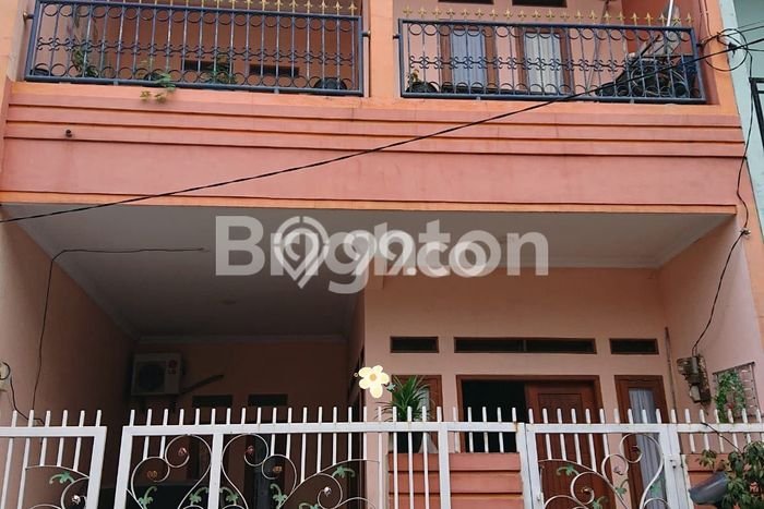 Jual Rumah Bagus Siap Huni LB 132m2 di Cipondoh, Tangerang Jual Rumah Bagus Siap Huni LB 132m2 di Cipondoh, Tangerang