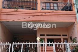 Jual Rumah Bagus Siap Huni LB 132m2 di Cipondoh, Tangerang Jual Rumah Bagus Siap Huni LB 132m2 di Cipondoh, Tangerang