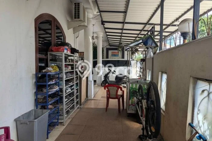 Rumah Mewah LB 344m2 Siap Pakai Desain Elegan di Slipi, Jakarta Barat Rumah Mewah LB 344m2 Siap Pakai Desain Elegan di Slipi, Jakarta Barat