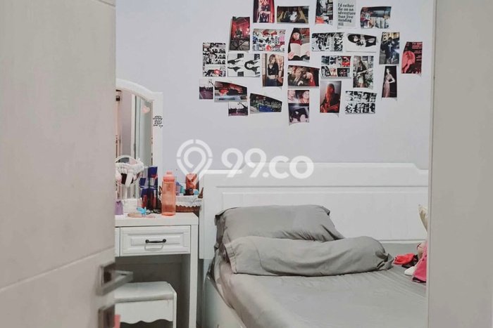 Rumah Luas Asri 4 KT Siap Pakai di Padurenan Bekasi Rumah Luas Asri 4 KT Siap Pakai di Padurenan Bekasi