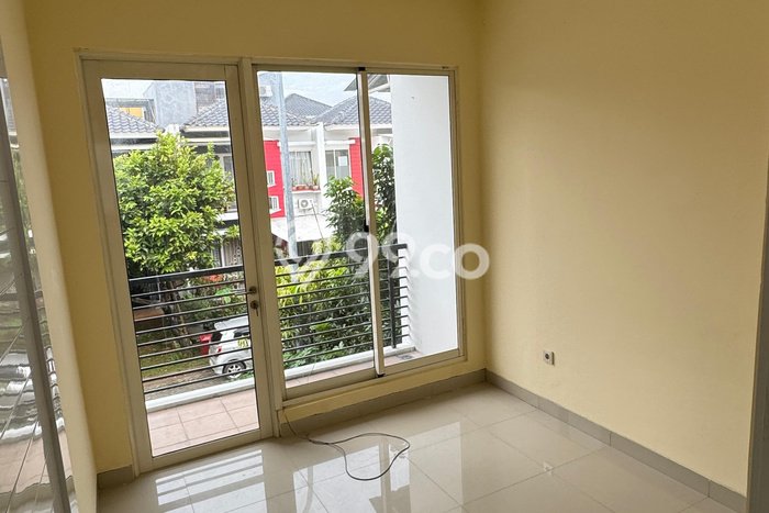 Jarang Ada! Rumah Kontrakan 4 Kamar Bagus Siap Huni BSD Residence One Jarang Ada! Rumah Kontrakan 4 Kamar Bagus Siap Huni BSD Residence One