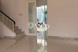 Disewakan! Rumah 4 Kamar Tidur &
3 Kamar Mandi di BSD Residence One, Tangerang Disewakan! Rumah 4 Kamar Tidur &
3 Kamar Mandi di BSD Residence One, Tangerang