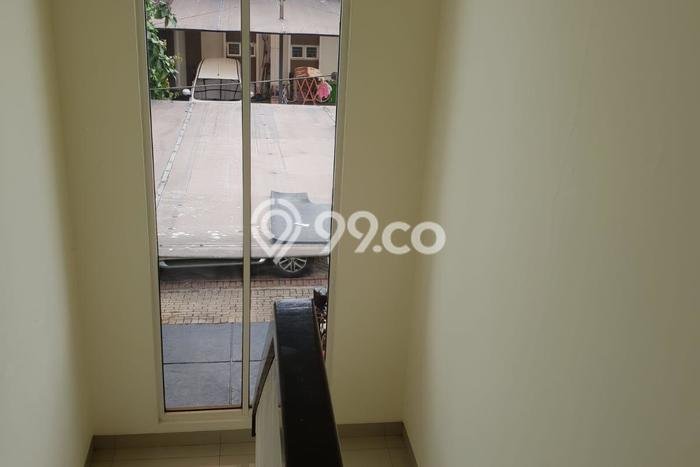 Sewa Rumah Harga Terjangkau di BSD Residence One Tangerang Punya 3 KT Sewa Rumah Harga Terjangkau di BSD Residence One Tangerang Punya 3 KT