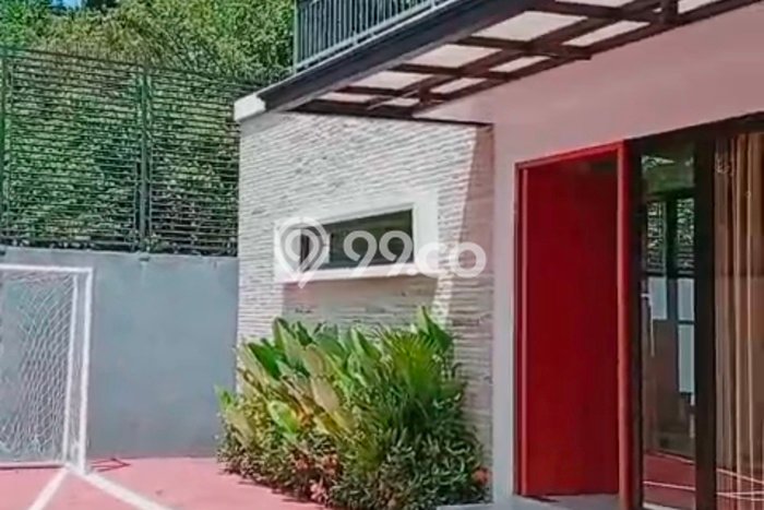 Vila di , Dimensi 300m2m², Akses ke fasilitas umum Vila di , Dimensi 300m2m², Akses ke fasilitas umum