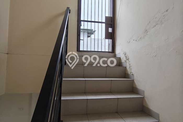 Unit Ruko Dijual di Serpong Utara Tangerang Selatan Luas Tanah 138m2, Luas Bangunan 378m2 Unit Ruko Dijual di Serpong Utara Tangerang Selatan Luas Tanah 138m2, Luas Bangunan 378m2