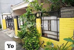 For Sale Rumah 4 Kamar Lokasi Strategis Bagus dan Strategis di Duren Sawit For Sale Rumah 4 Kamar Lokasi Strategis Bagus dan Strategis di Duren Sawit