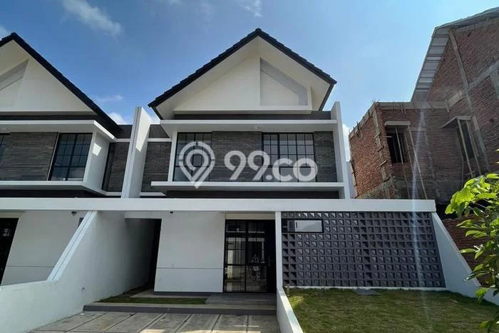Disewakan! Rumah 2 Kamar Tidur &
2 Kamar Mandi di BSB City, Semarang Disewakan! Rumah 2 Kamar Tidur &
2 Kamar Mandi di BSB City, Semarang