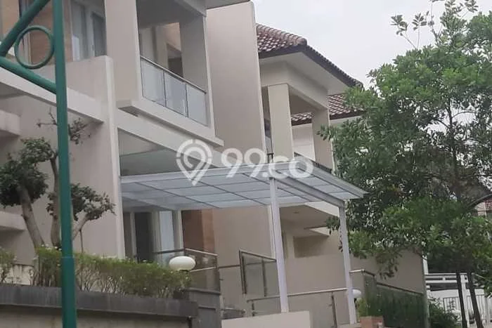 Jarang Ada! Rumah Sewa 4 Kamar Nyaman Siap Huni Candi Golf Jarang Ada! Rumah Sewa 4 Kamar Nyaman Siap Huni Candi Golf
