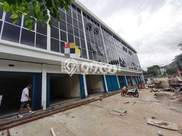 Ruko untuk Disewa di Pusat Jakarta Barat Luas Bangunan 124m2 Ruko untuk Disewa di Pusat Jakarta Barat Luas Bangunan 124m2