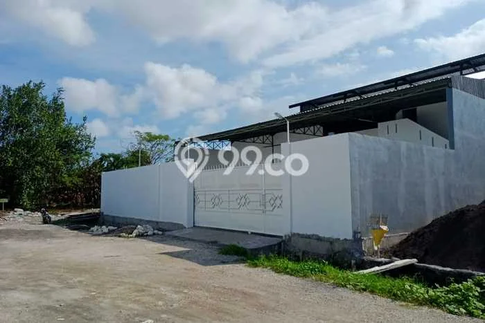 Disewakan Gudang komersial di Denpasar Barat luas bangunan 632m2 Disewakan Gudang komersial di Denpasar Barat luas bangunan 632m2