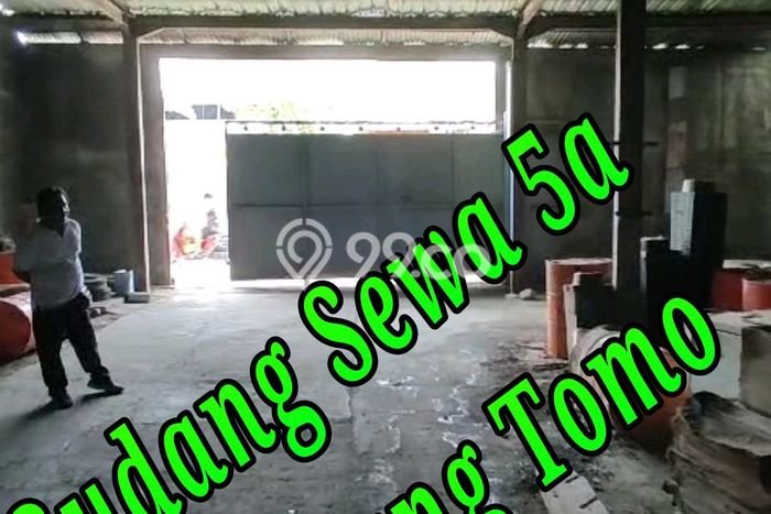 LOKASI STRATEGIS! Gudang Disewakan di Denpasar Barat, Luas 500m², Area Komersial LOKASI STRATEGIS! Gudang Disewakan di Denpasar Barat, Luas 500m², Area Komersial