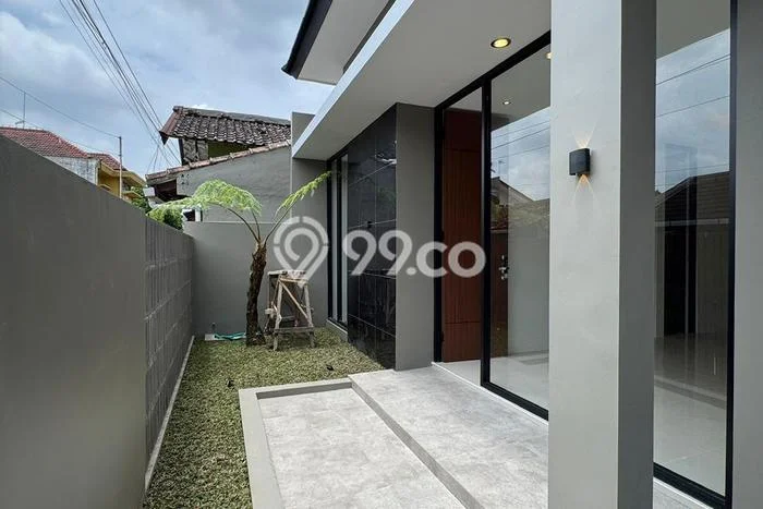 For Sale Rumah 3 Kamar Lokasi Ideal Bagus dan Strategis di Ngemplak For Sale Rumah 3 Kamar Lokasi Ideal Bagus dan Strategis di Ngemplak