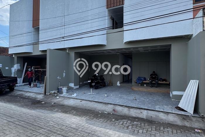 Kos-kosan Dijual di Depok, Sleman, 12 KT, 12 KM, Bangunan 220m2 Kos-kosan Dijual di Depok, Sleman, 12 KT, 12 KM, Bangunan 220m2