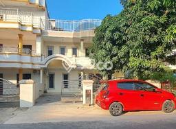 LOKASI PREMIUM! Rumah area Lubuk Baja, 3 KM, Area Strategis, LT 144m2m² LB 208m2m² LOKASI PREMIUM! Rumah area Lubuk Baja, 3 KM, Area Strategis, LT 144m2m² LB 208m2m²