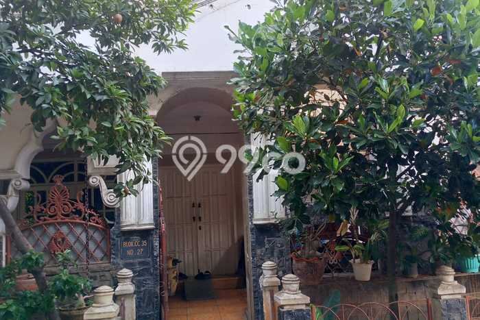 For Sale Rumah 8 Kamar Lokasi Strategis Nyaman dan Strategis di Bekasi Utara For Sale Rumah 8 Kamar Lokasi Strategis Nyaman dan Strategis di Bekasi Utara