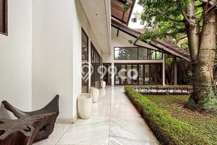 Rumah Luxury Modern Tanpa Renovasi di Kemang Jakarta Selatan Rumah Luxury Modern Tanpa Renovasi di Kemang Jakarta Selatan