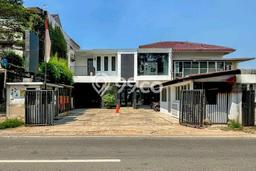 Jual Rumah Mewah Megah Dengan View Eksklusif di Kemang, Jakarta Selatan Jual Rumah Mewah Megah Dengan View Eksklusif di Kemang, Jakarta Selatan