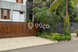 Rumah Luxury Modern Siap Huni di Pondok Indah Jakarta Selatan Rumah Luxury Modern Siap Huni di Pondok Indah Jakarta Selatan