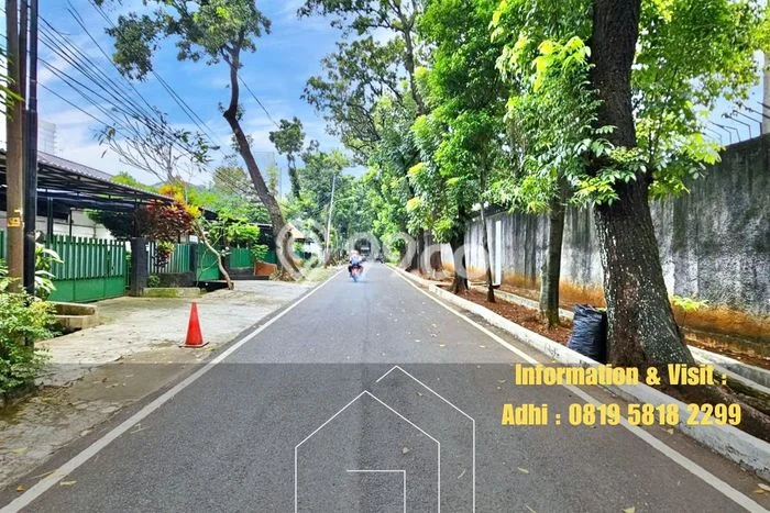 Jarang Ada! Tanah di Kebayoran Baru Punya Luas 1638m2 SHM Jarang Ada! Tanah di Kebayoran Baru Punya Luas 1638m2 SHM
