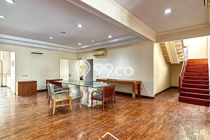 Jual Rumah Luas Megah Dengan View Cantik di Kuningan, Jakarta Selatan Jual Rumah Luas Megah Dengan View Cantik di Kuningan, Jakarta Selatan