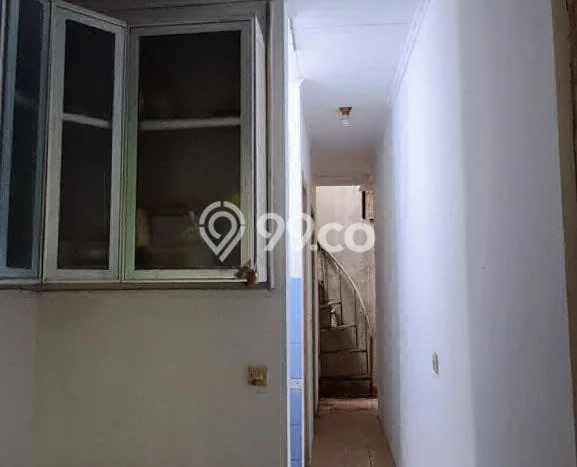 Rumah Luas Asri 4 KT Siap Huni di Lippo Karawaci Tangerang Rumah Luas Asri 4 KT Siap Huni di Lippo Karawaci Tangerang