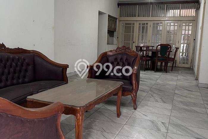 Disewakan! Rumah 5 Kamar Tidur &
2 Kamar Mandi di Pekayon, Bekasi Disewakan! Rumah 5 Kamar Tidur &
2 Kamar Mandi di Pekayon, Bekasi