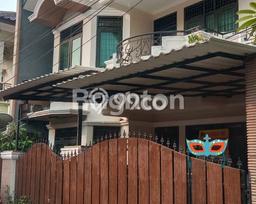 Best Deal Hunian Mewah Ideal dan Luas di Tebet, Jakarta Selatan Best Deal Hunian Mewah Ideal dan Luas di Tebet, Jakarta Selatan