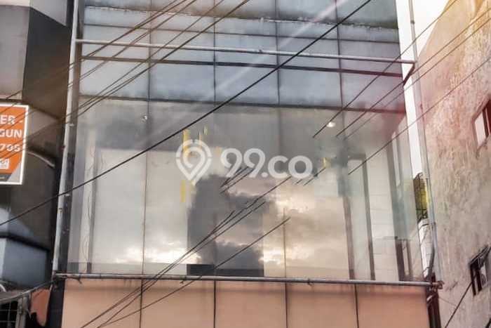 Ruko Bagus Dijual LB 240m2 Lokasi Strategis Jakarta Timur Area Cocok untuk Bisnis Ruko Bagus Dijual LB 240m2 Lokasi Strategis Jakarta Timur Area Cocok untuk Bisnis