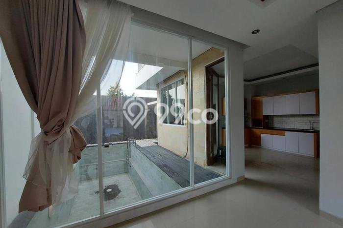 Vila di , Luas 120m2m², Akses ke Pusat Kota Vila di , Luas 120m2m², Akses ke Pusat Kota
