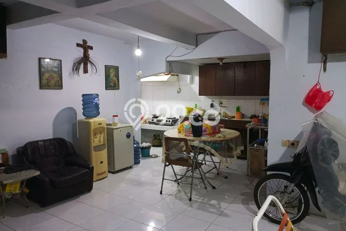 Rumah Modern 10 KT di Tanjung Duren Utara Jakarta Barat Full Furnished Rumah Modern 10 KT di Tanjung Duren Utara Jakarta Barat Full Furnished
