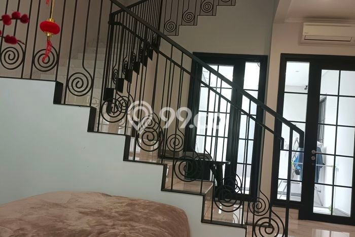 Hunian Mewah Dijual LT 144m2 di Pinang, Tangerang Hunian Mewah Dijual LT 144m2 di Pinang, Tangerang