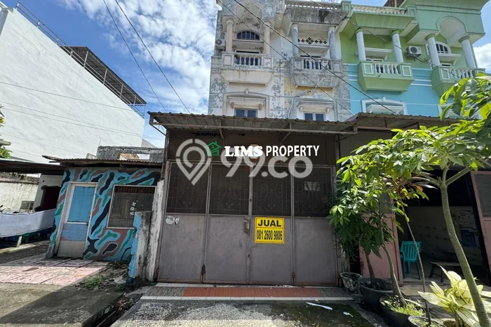 Ruko Bagus LT 88m2 LB 64m2 Dijual di Medan Timur Medan Ruko Bagus LT 88m2 LB 64m2 Dijual di Medan Timur Medan
