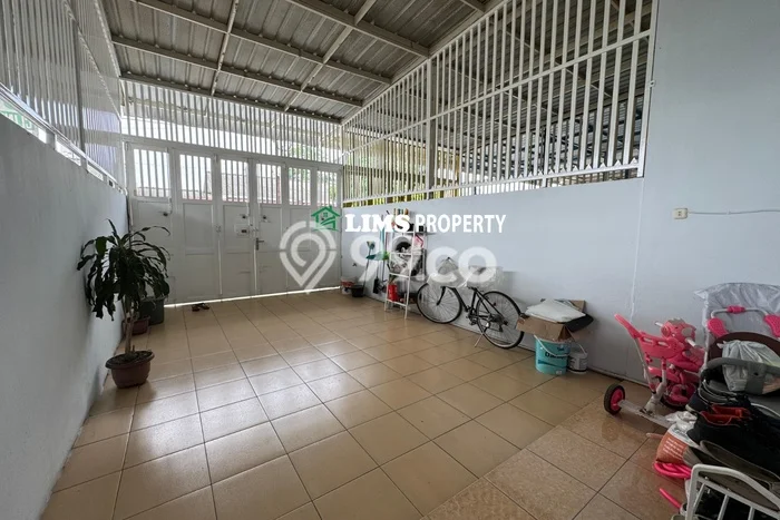 Area Ramai! Ruko Dijual di Medan Helvetia untuk Bisnis Luas Bangunan 48m2 Area Ramai! Ruko Dijual di Medan Helvetia untuk Bisnis Luas Bangunan 48m2