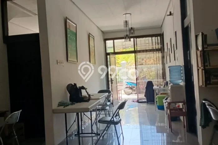 Rumah Luas Asri 5 KT Siap Pakai di Cikutra Bandung Rumah Luas Asri 5 KT Siap Pakai di Cikutra Bandung