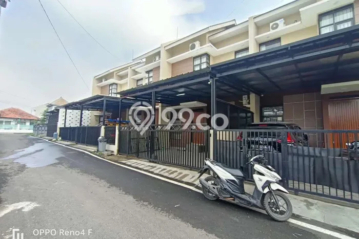 Dijual Rumah 3 Kamar Lokasi Ideal Bagus dan Strategis di Arcamanik Dijual Rumah 3 Kamar Lokasi Ideal Bagus dan Strategis di Arcamanik