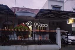 Rumah Elit Modern Tanpa Renovasi di Burangrang Bandung Rumah Elit Modern Tanpa Renovasi di Burangrang Bandung